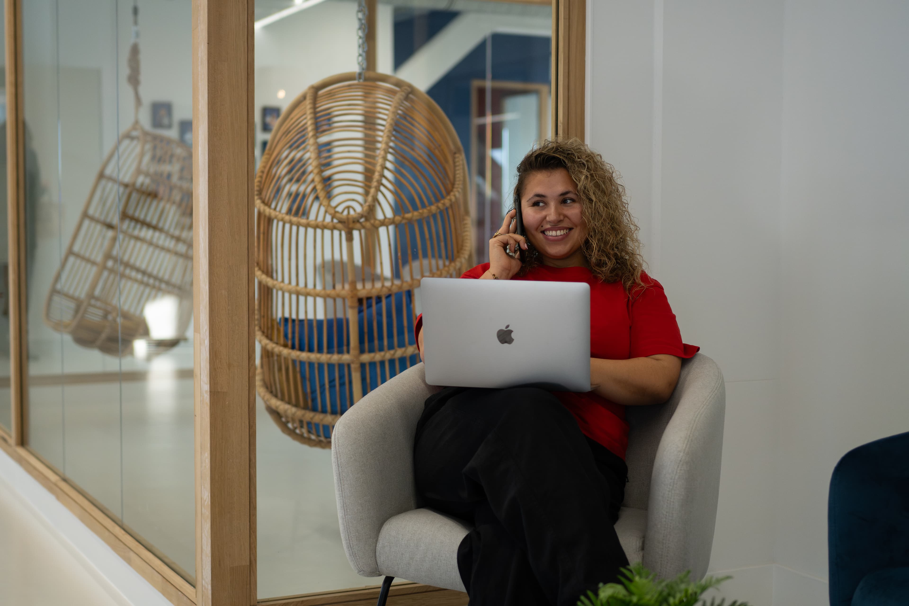 search-block-background